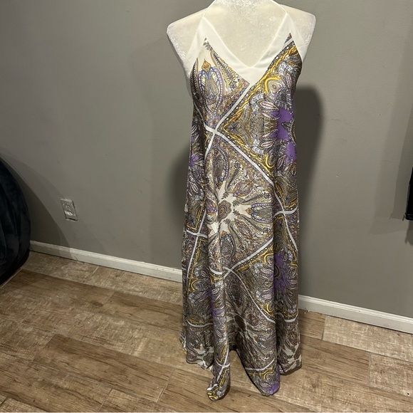Forever 21 Dresses & Skirts - NWT Forever 21 Paisley Halter Style Trapeze & Swing Maxi Dress Size Small NEW
